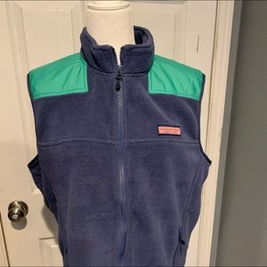 Vineyard Vines men’s vest medium